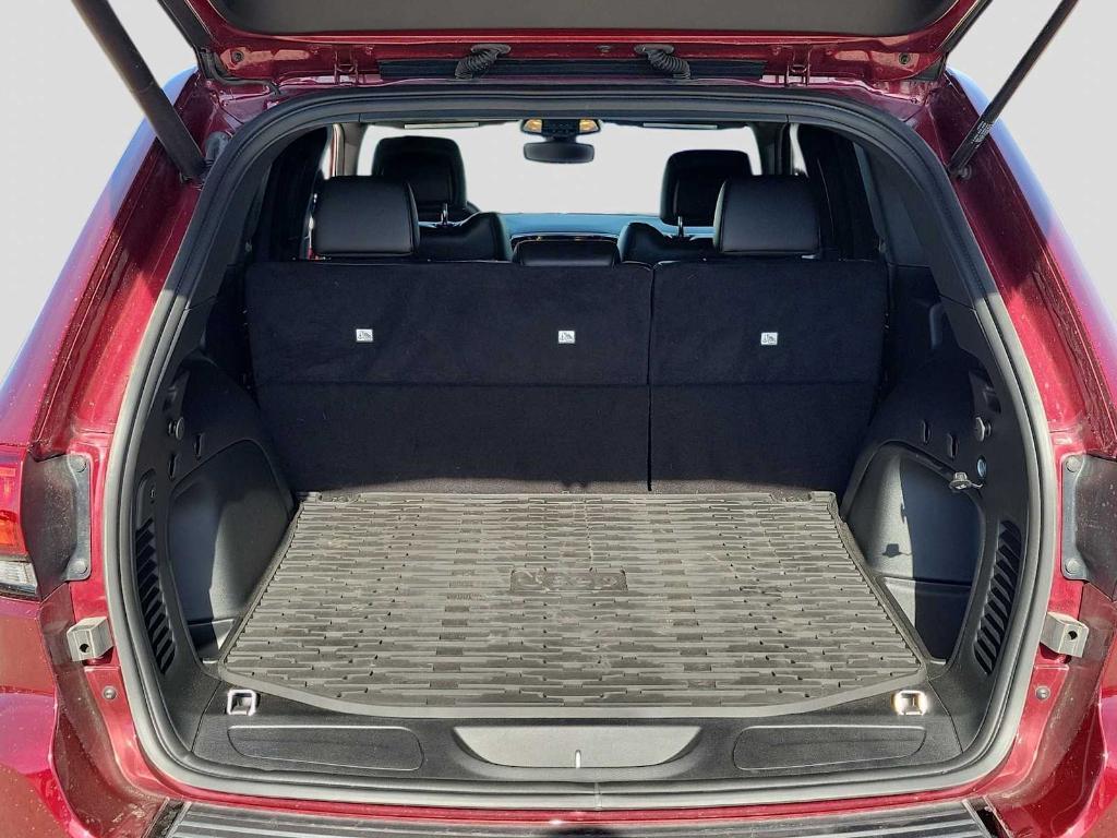 used 2021 Jeep Grand Cherokee car, priced at $27,999