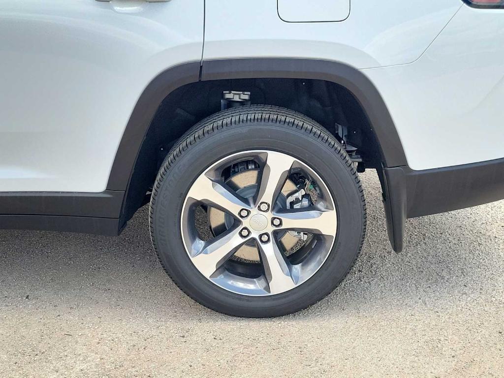new 2025 Jeep Grand Cherokee L car, priced at $49,450