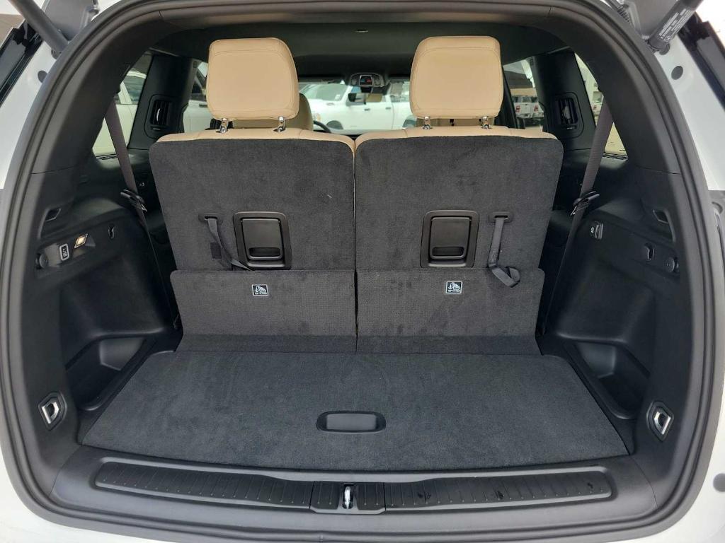 new 2025 Jeep Grand Cherokee L car, priced at $49,450