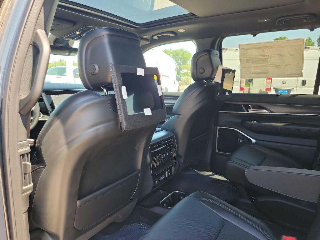 new 2024 Jeep Wagoneer L car, priced at $74,717