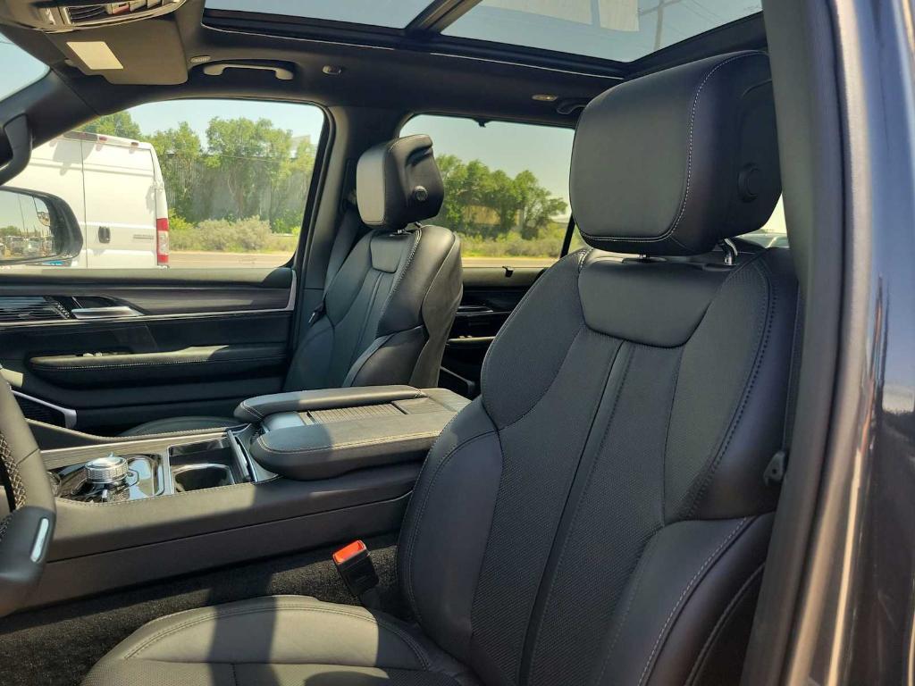new 2024 Jeep Wagoneer L car, priced at $68,264