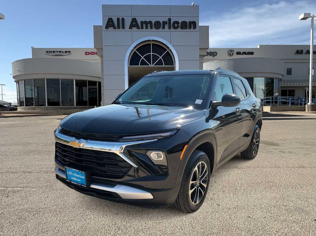 used 2025 Chevrolet TrailBlazer car, priced at $28,995