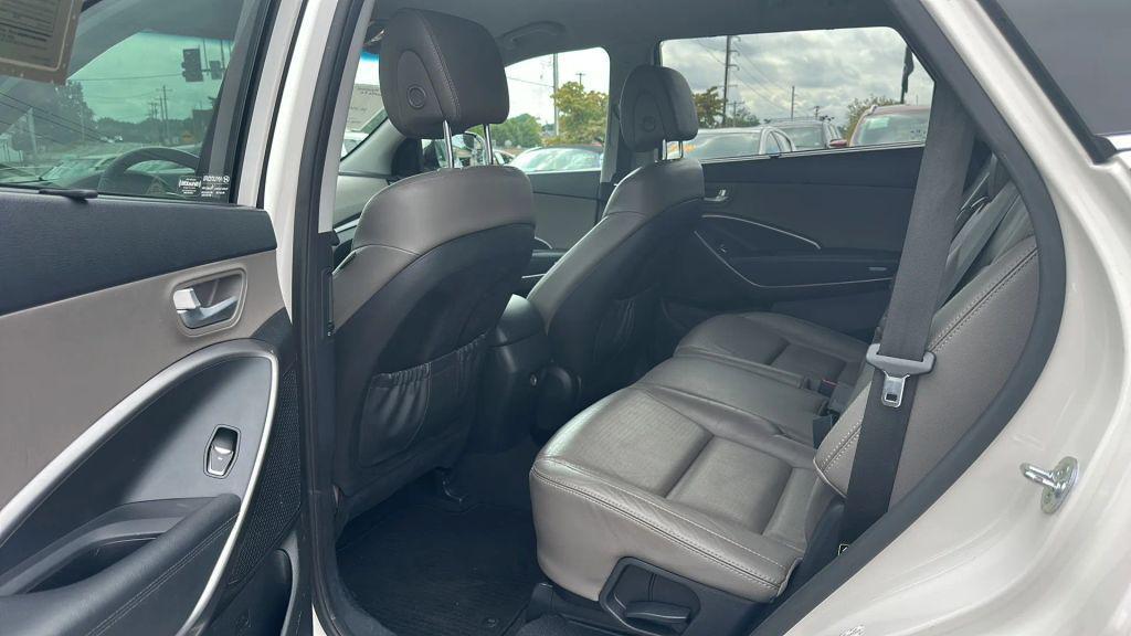 used 2014 Hyundai Santa Fe car, priced at $6,350