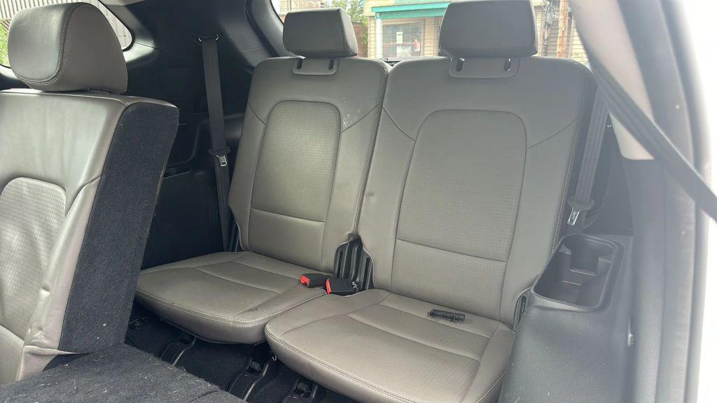used 2014 Hyundai Santa Fe car, priced at $6,350