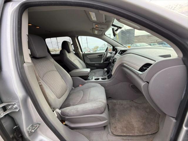 used 2015 Chevrolet Traverse car, priced at $6,850