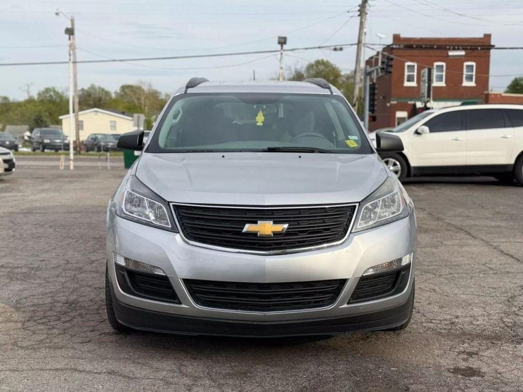 used 2015 Chevrolet Traverse car, priced at $5,999