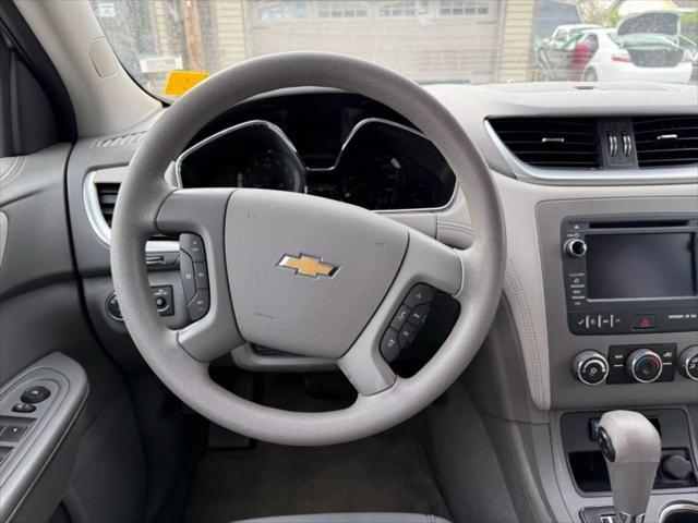 used 2015 Chevrolet Traverse car, priced at $6,850