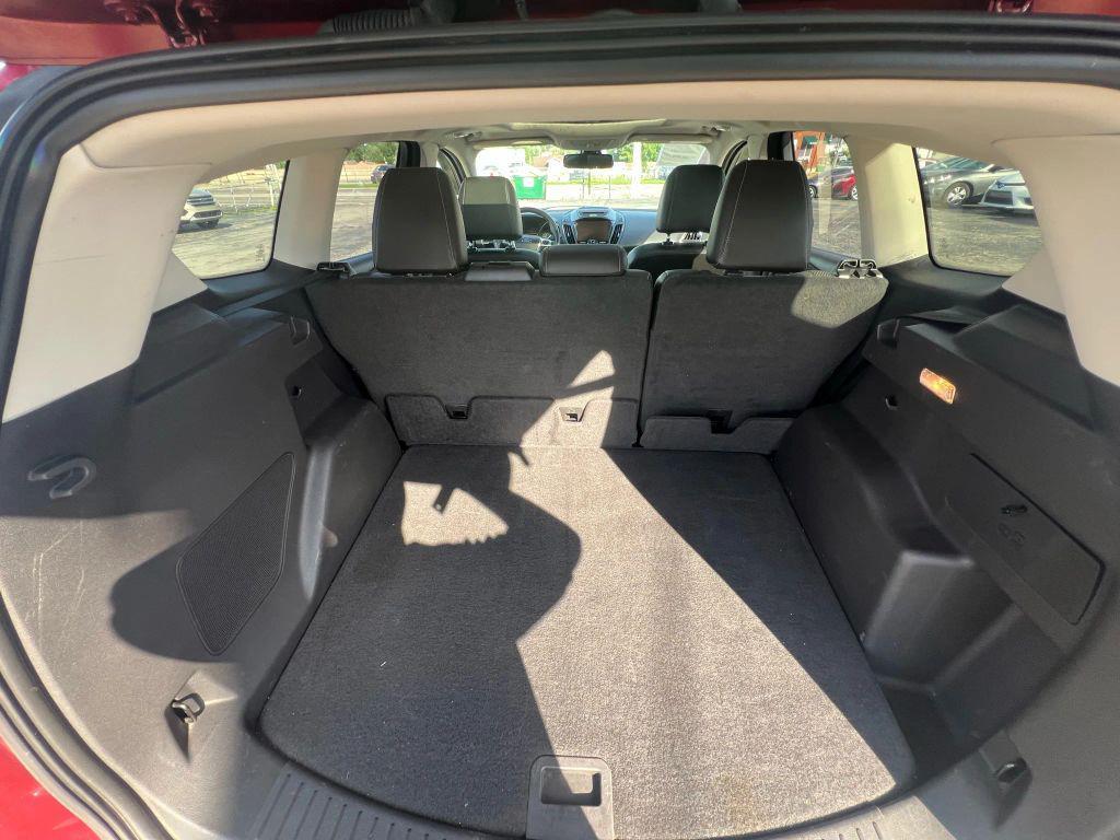 used 2013 Ford Escape car, priced at $5,600