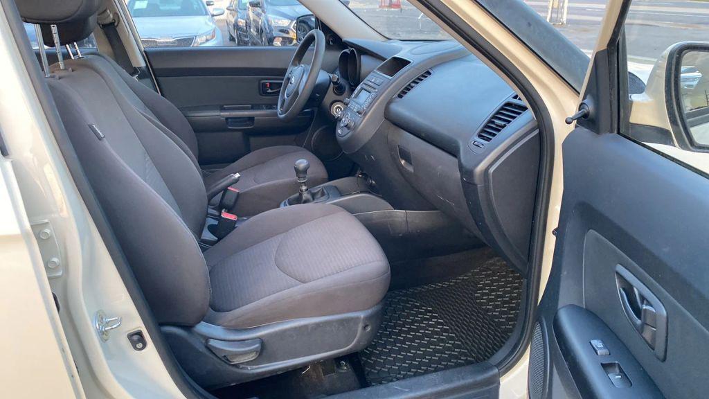 used 2013 Kia Soul car, priced at $5,399