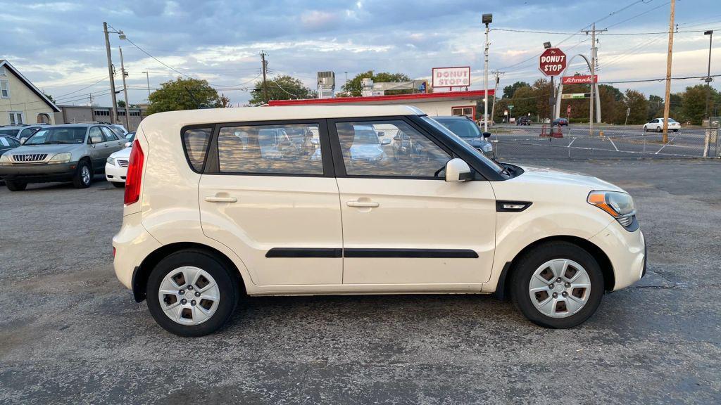 used 2013 Kia Soul car, priced at $5,399