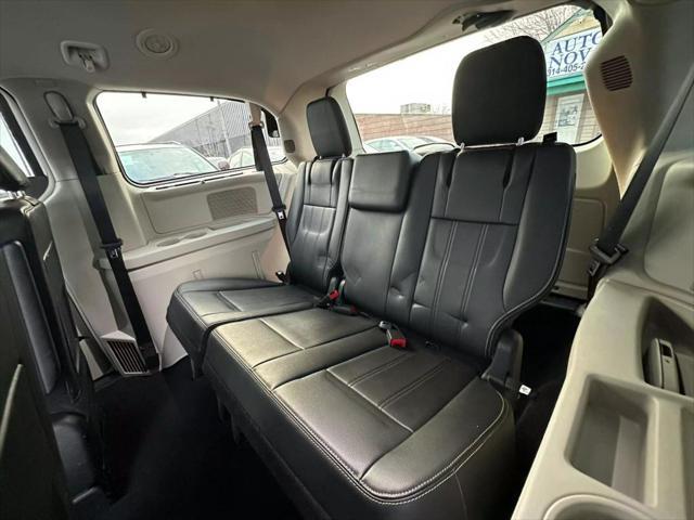 used 2014 Chrysler Town & Country car, priced at $5,900