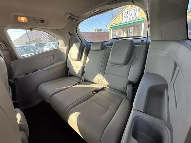 used 2011 Honda Odyssey car, priced at $6,900