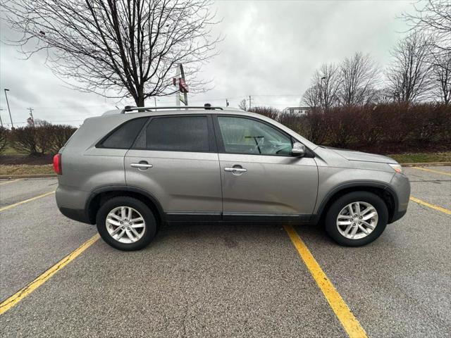 used 2014 Kia Sorento car, priced at $5,500