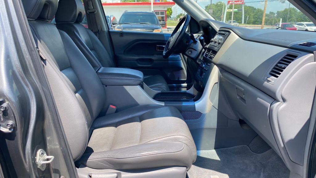 used 2007 Honda Pilot car, priced at $3,950