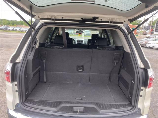 used 2009 GMC Acadia car, priced at $2,900