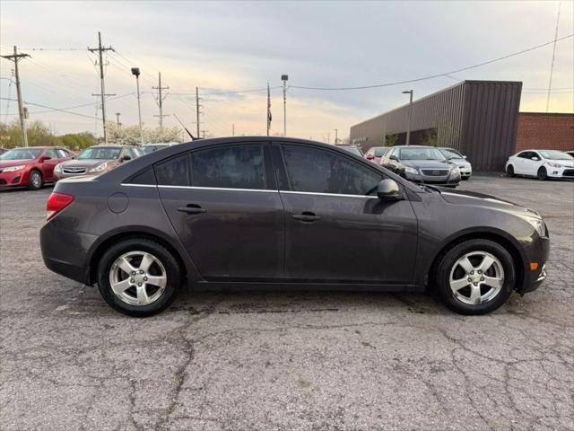 used 2014 Chevrolet Cruze car, priced at $6,400
