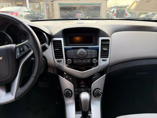 used 2014 Chevrolet Cruze car, priced at $6,400