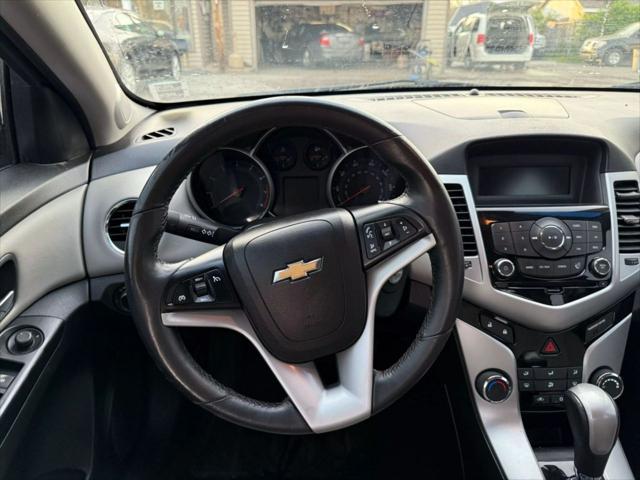 used 2014 Chevrolet Cruze car, priced at $6,400