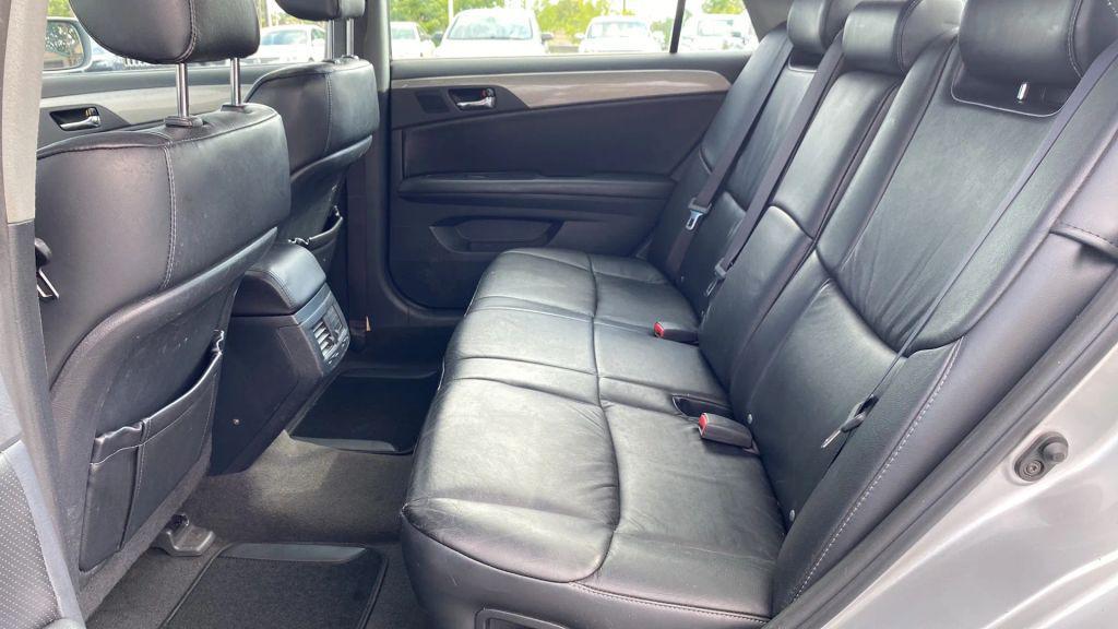 used 2007 Toyota Avalon car, priced at $4,799