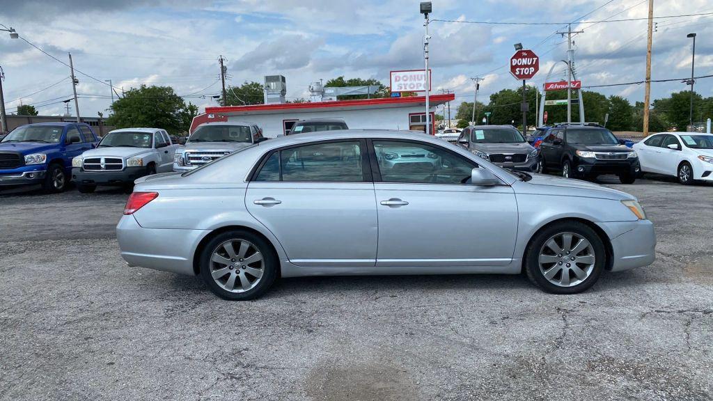 used 2007 Toyota Avalon car, priced at $4,799