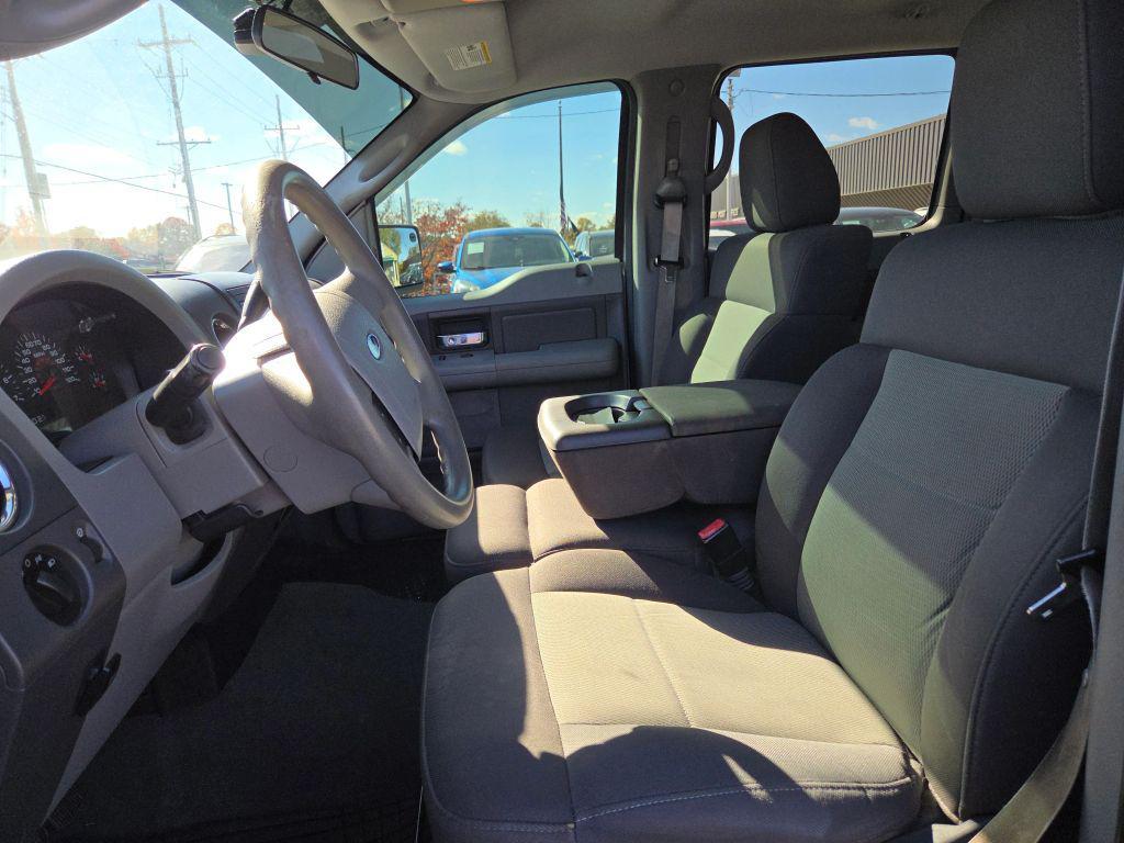 used 2006 Ford F-150 car, priced at $5,400