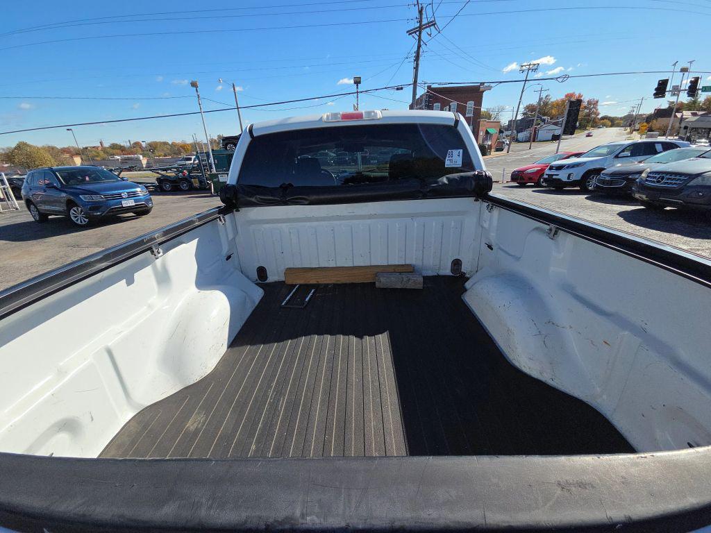 used 2006 Ford F-150 car, priced at $5,400