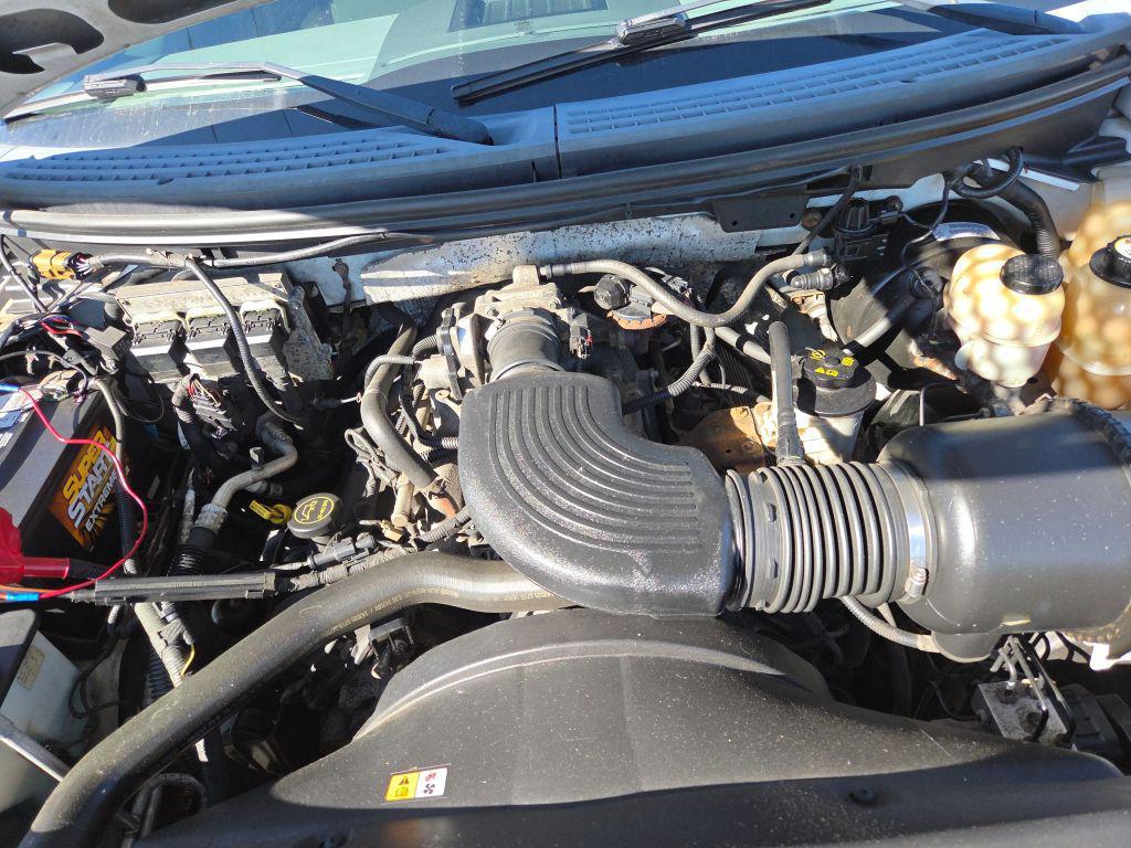 used 2006 Ford F-150 car, priced at $5,400