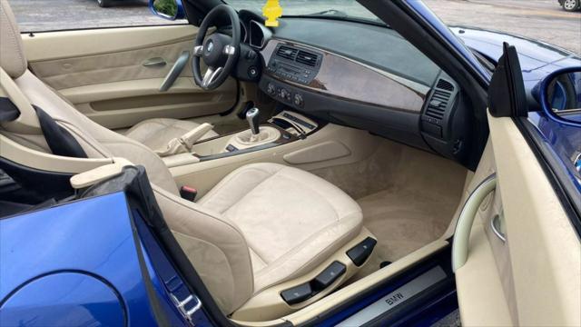 used 2007 BMW Z4 car, priced at $7,900