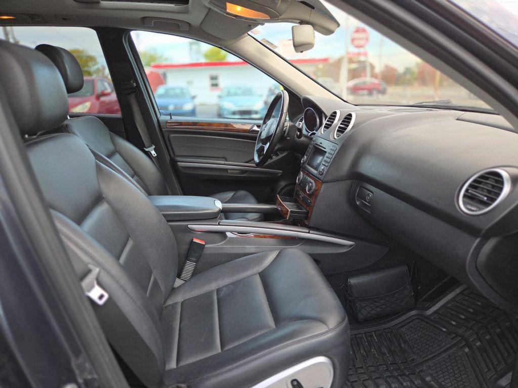 used 2010 Mercedes-Benz M-Class car, priced at $6,400