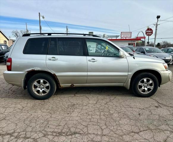 used 2006 Toyota Highlander car, priced at $4,500