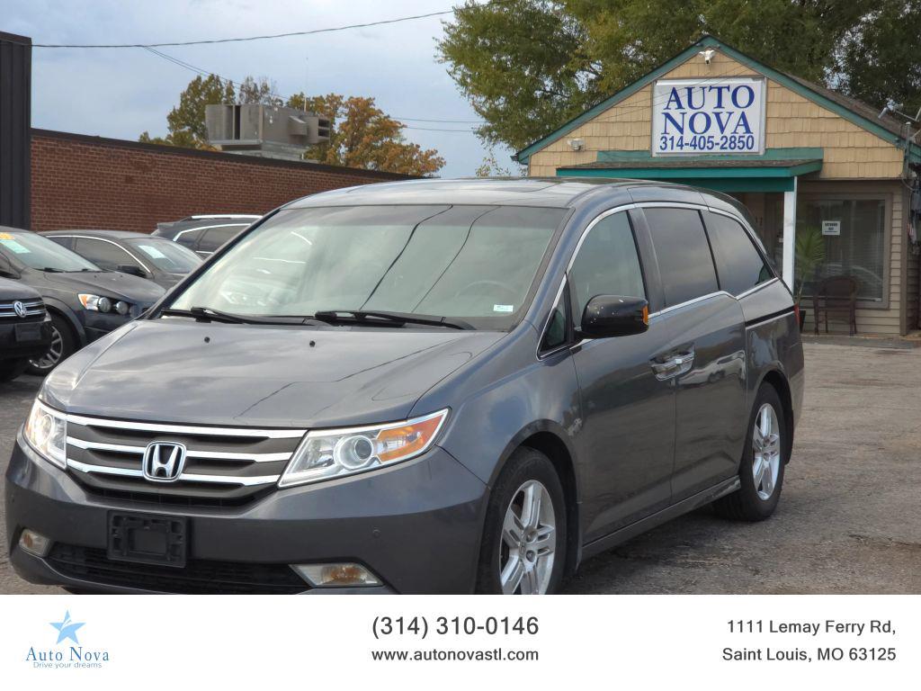 used 2012 Honda Odyssey car, priced at $5,900