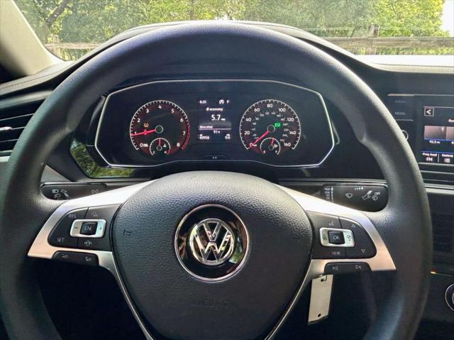 used 2019 Volkswagen Jetta car