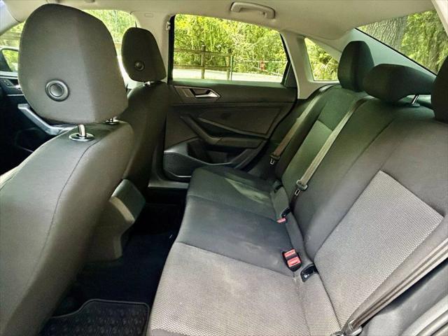used 2019 Volkswagen Jetta car