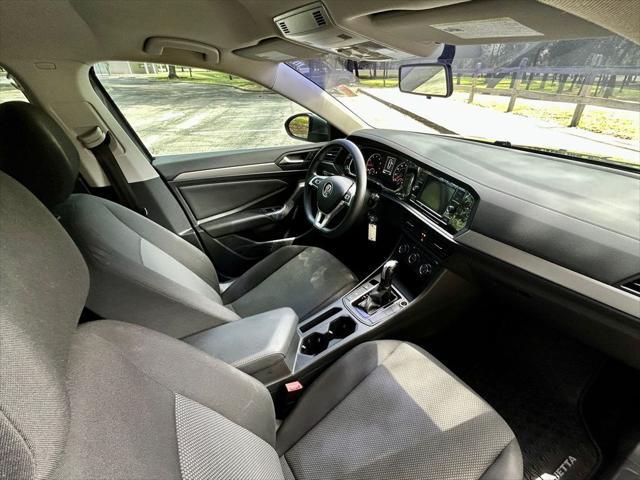used 2019 Volkswagen Jetta car