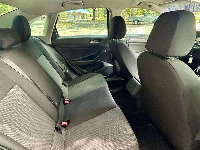 used 2019 Volkswagen Jetta car