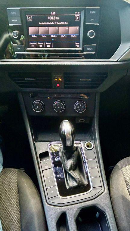 used 2019 Volkswagen Jetta car