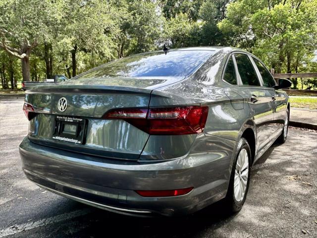 used 2019 Volkswagen Jetta car
