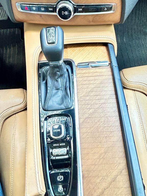 used 2016 Volvo XC90 car, priced at $19,188