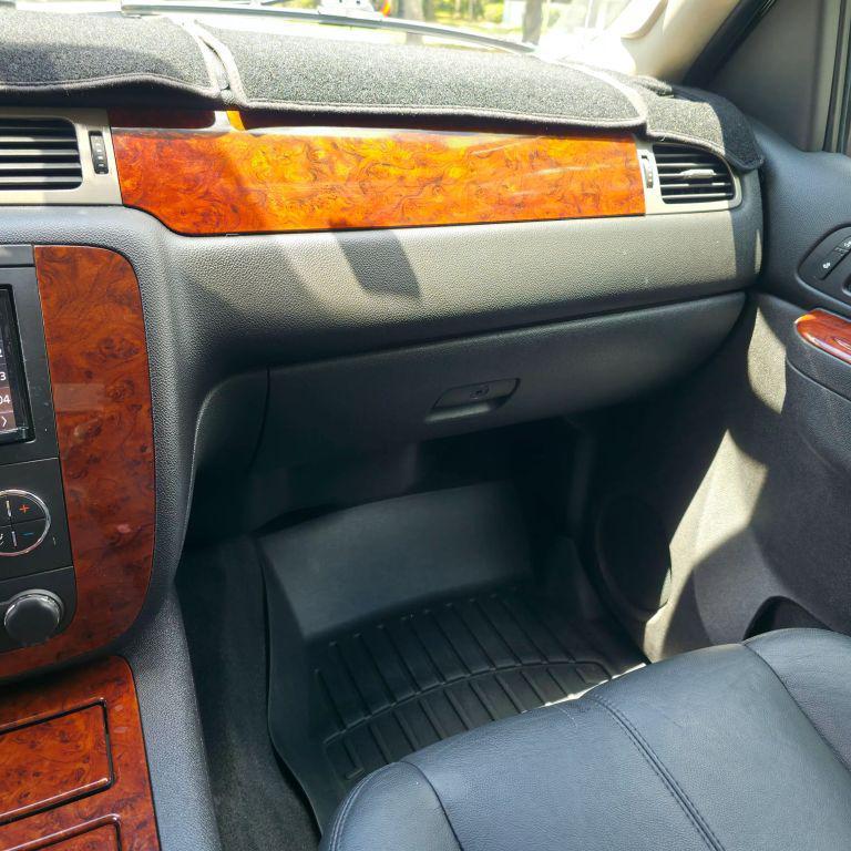 used 2013 Chevrolet Avalanche car, priced at $19,988