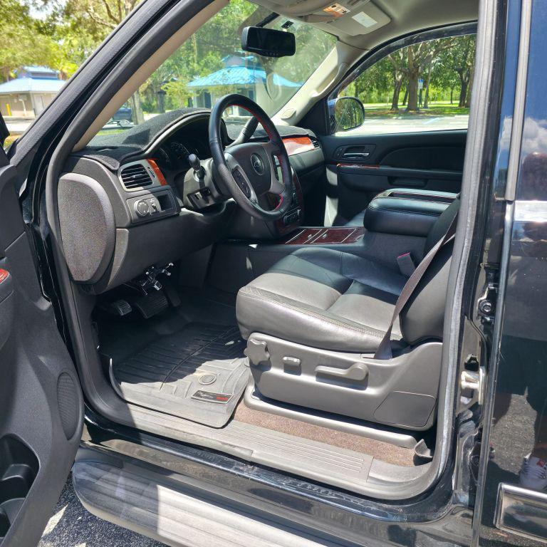 used 2013 Chevrolet Avalanche car, priced at $19,988