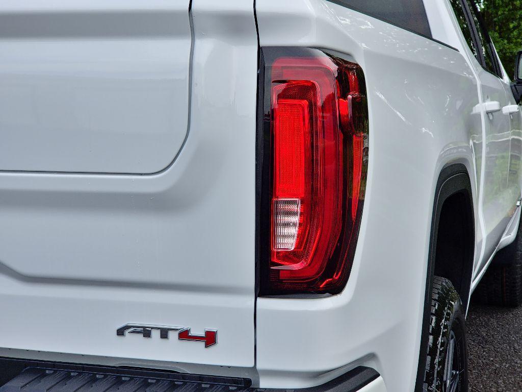 new 2025 GMC Sierra 1500 car, priced at $61,127