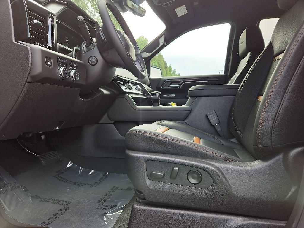 new 2025 GMC Sierra 1500 car, priced at $61,127