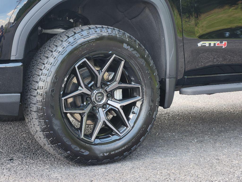 used 2024 GMC Sierra 1500 car, priced at $62,000