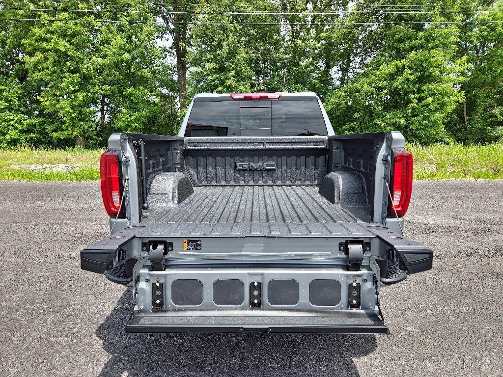 new 2025 GMC Sierra 1500 car, priced at $61,598