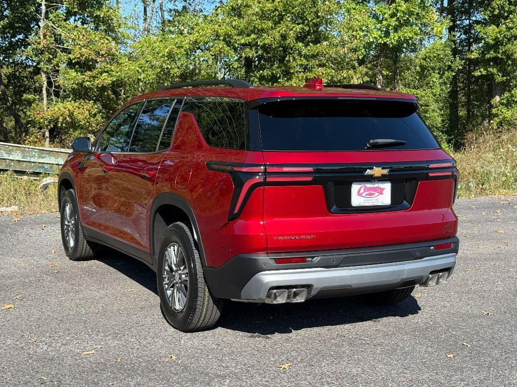 new 2026 Chevrolet Traverse car, priced at $45,455