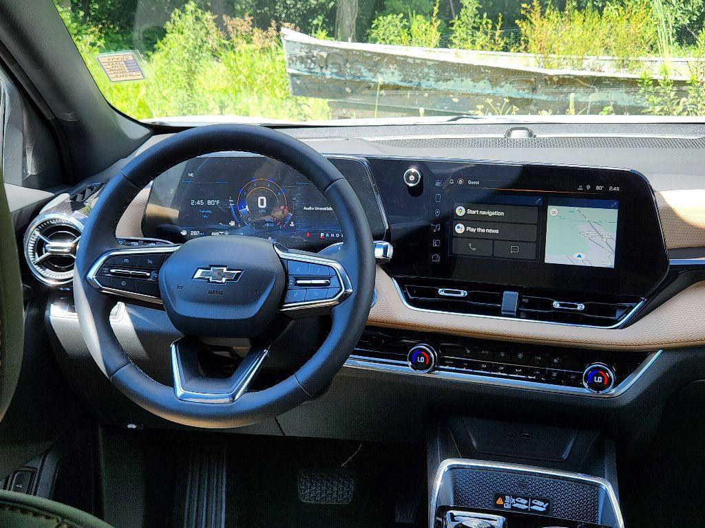 new 2026 Chevrolet Equinox car, priced at $38,925