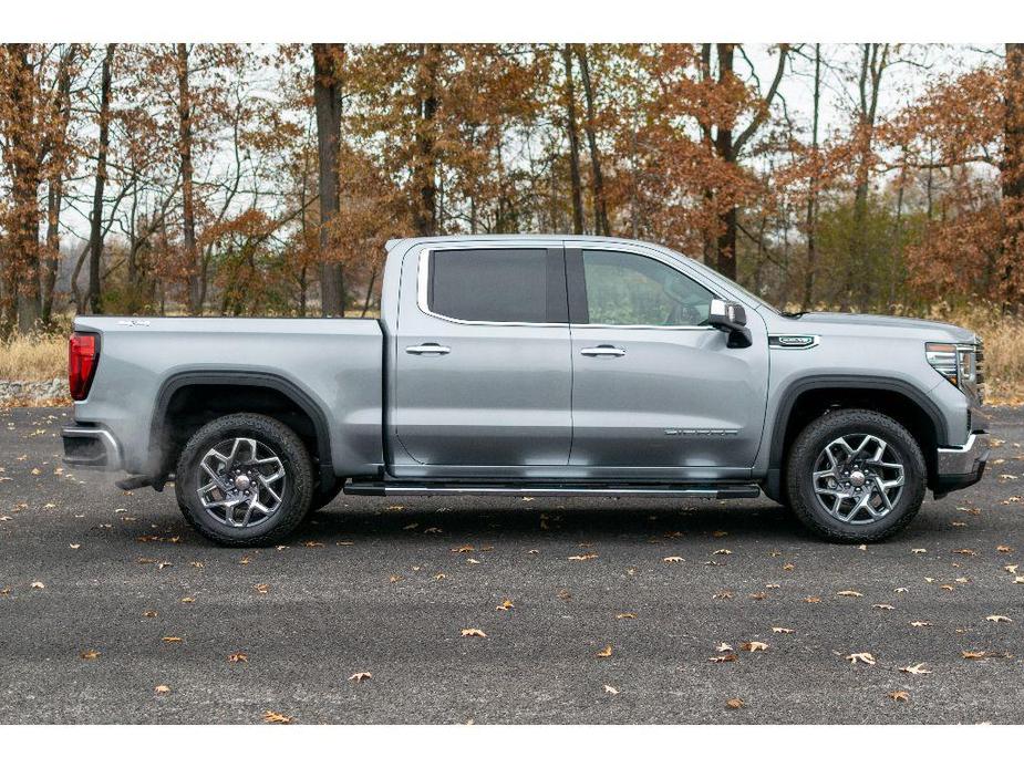 new 2025 GMC Sierra 1500 car, priced at $56,484