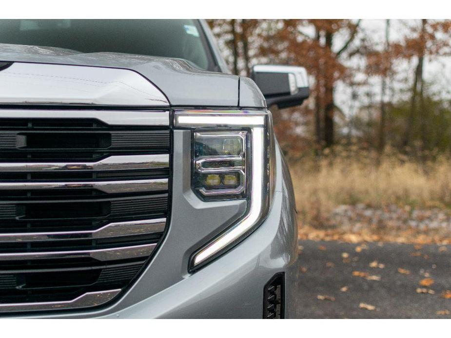 new 2025 GMC Sierra 1500 car, priced at $56,484