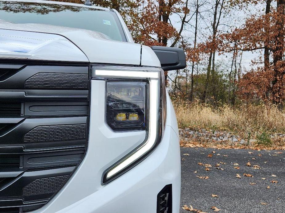 new 2025 GMC Sierra 1500 car, priced at $44,886