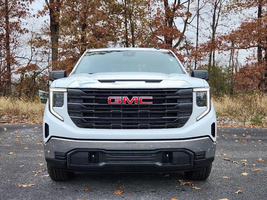 new 2025 GMC Sierra 1500 car, priced at $44,886